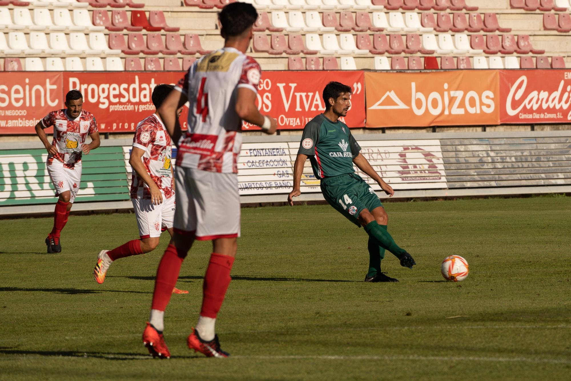 El Zamora CF dedica un triunfo a su eterno capitán en el Memorial Agustín Villar