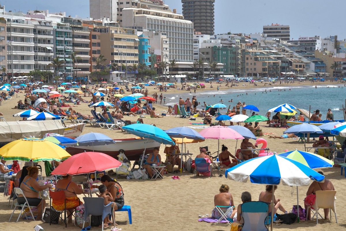 Domingo en playas de la capital grancanaria