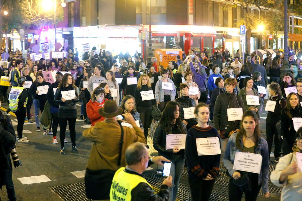 Manifestación contra la violencia de género en València