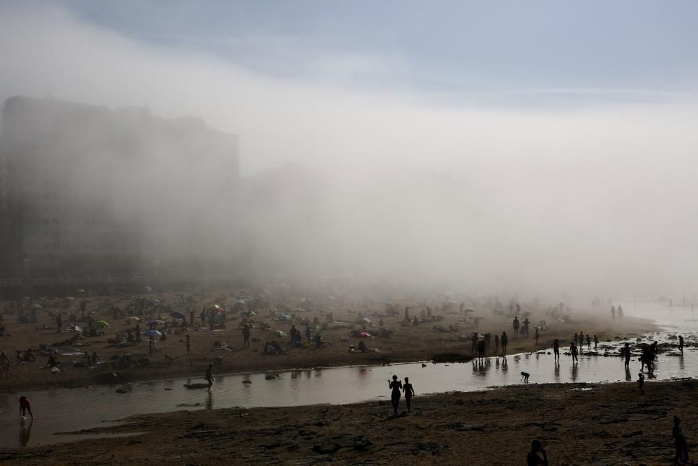 Asturias bajo la niebla