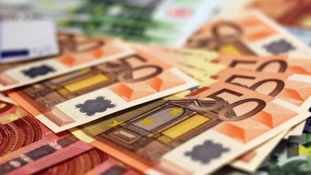 Billetes de dinero.