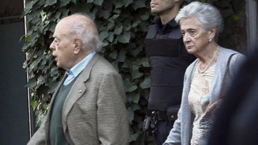 Jordi Pujol y su mujer se sientan hoy en el banquillo