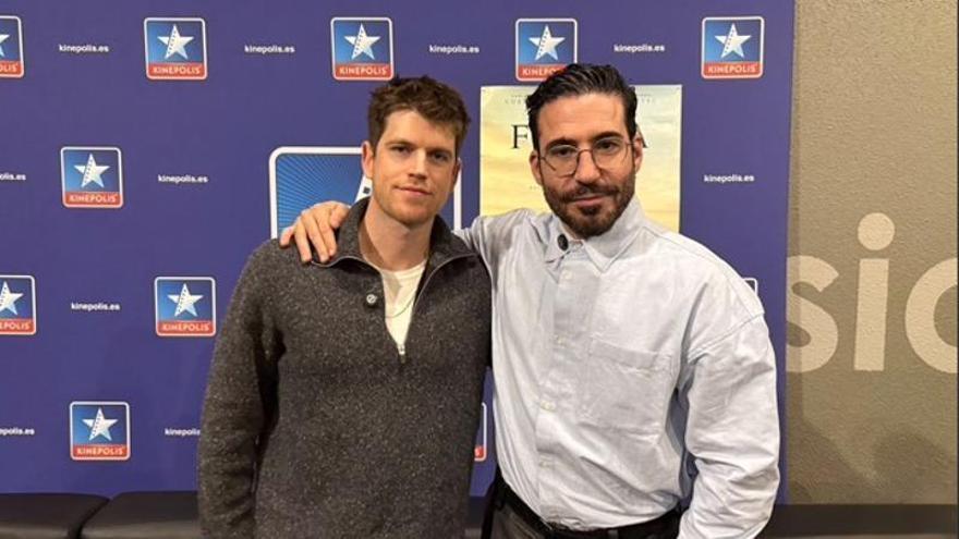 Miguel Ángel Silvestre y Miguel Bernadeau sobre 'La Fiera': "En el salto BASE, si no te para la muerte, te para la vida"