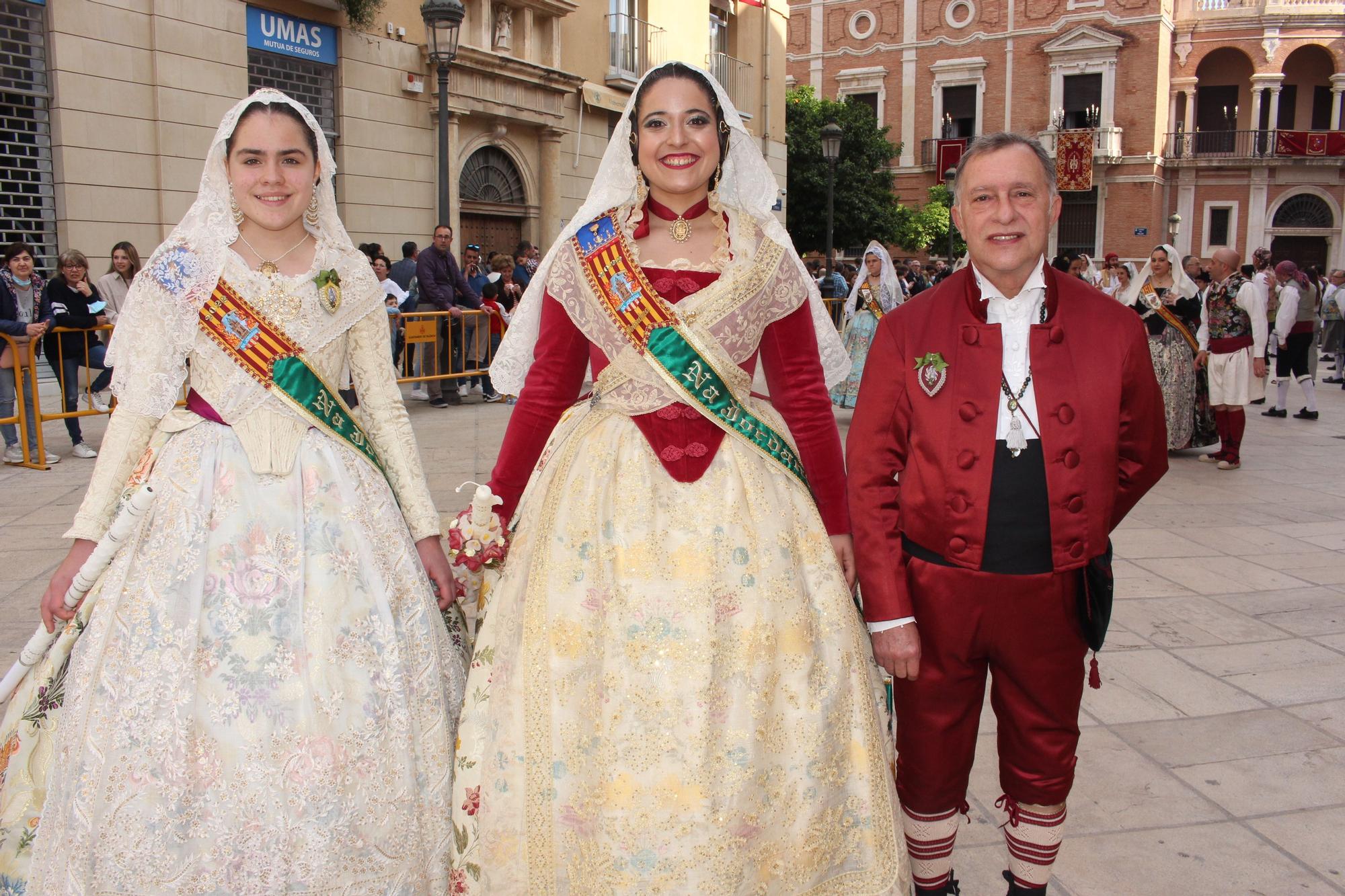 La fuerza de las Fallas en la Procesión de la Virgen (II)