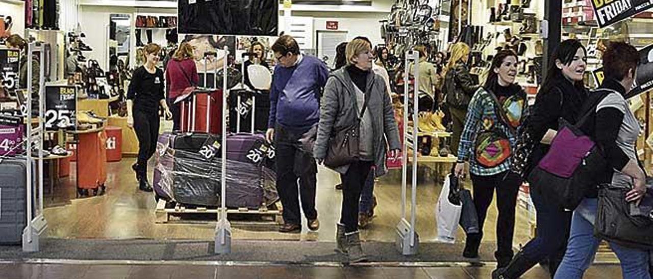 El Black Friday marca actualmente el inicio de la campaña navideña para el comercio.