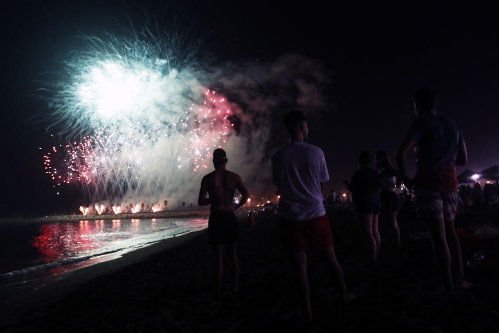 El pregón y los fuegos abren la Feria de Málaga 2019