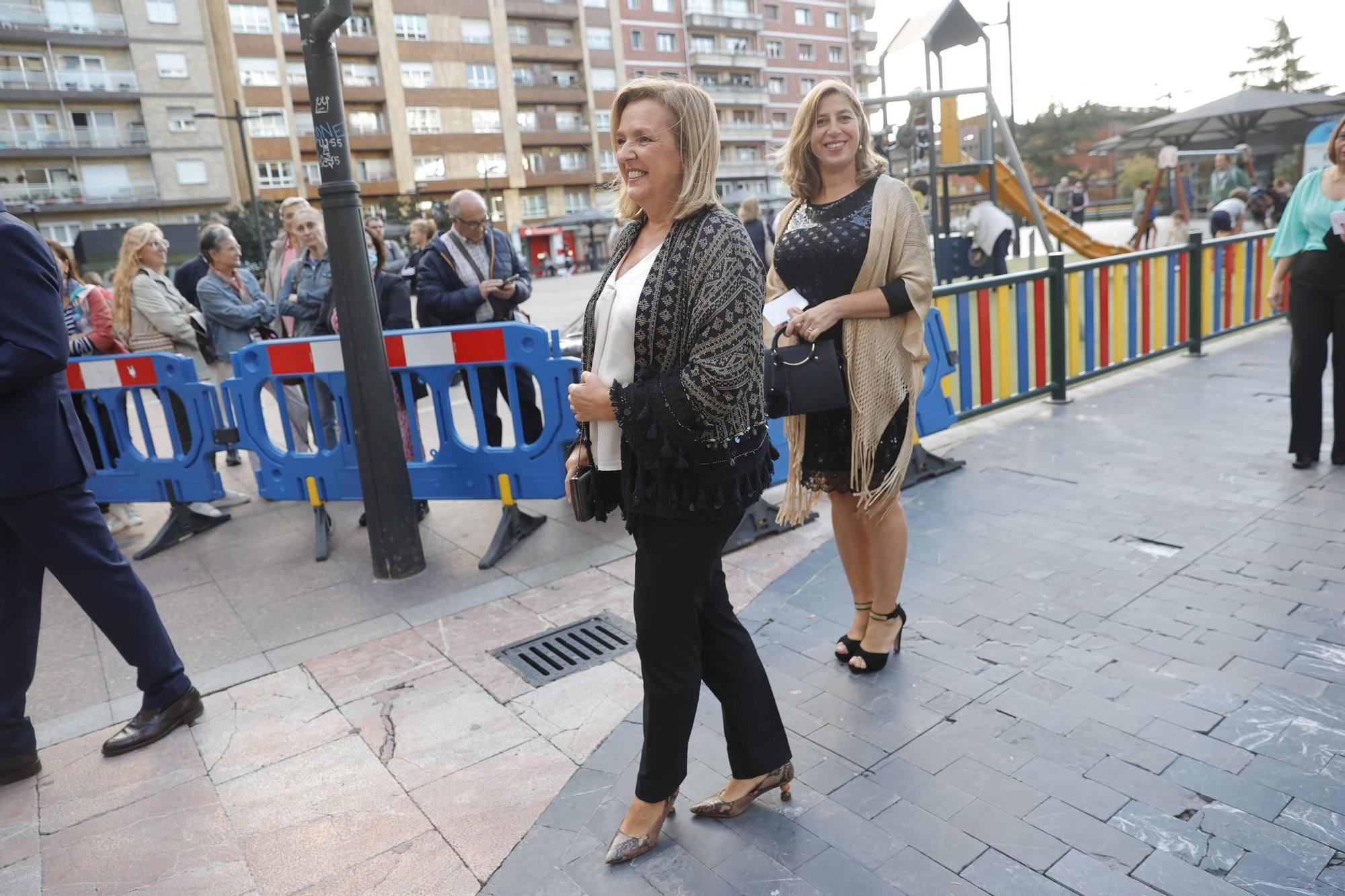 EN IMÁGENES: La Familia Real asiste en Oviedo al concierto de los premios "Princesa de Asturias"