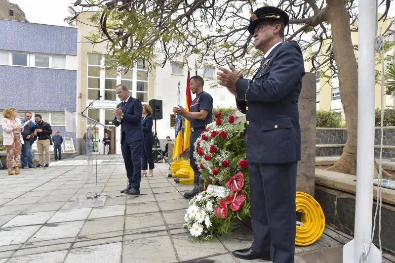 Homenaje a los cuatro bomberos de La Naval que fallecieron en 1986