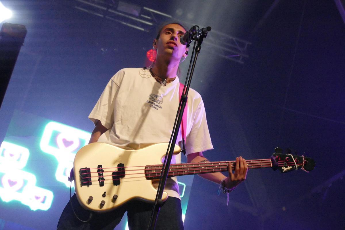 EN IMATGES | La Banda Neon i Dj Ruben Rider van animar la segona nit del Rampell