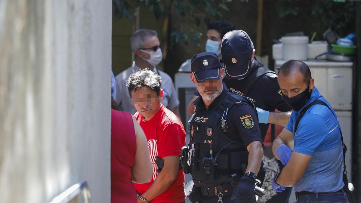 La Policía encuentra el cuchillo con el que mataron de madrugada a un hombre en Vigo