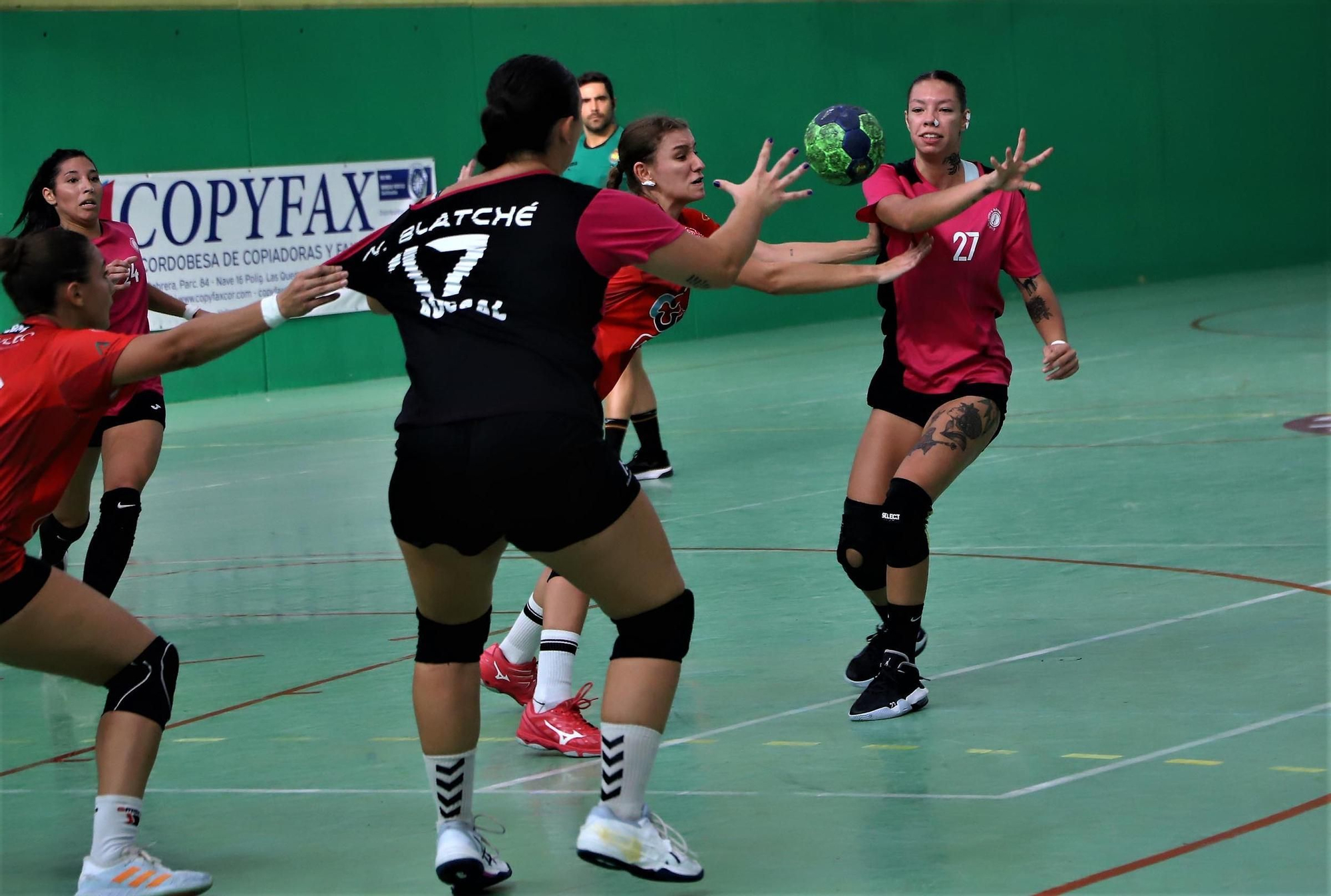 El Adesal - Deza Córdoba de balonmano femenino, en imágenes