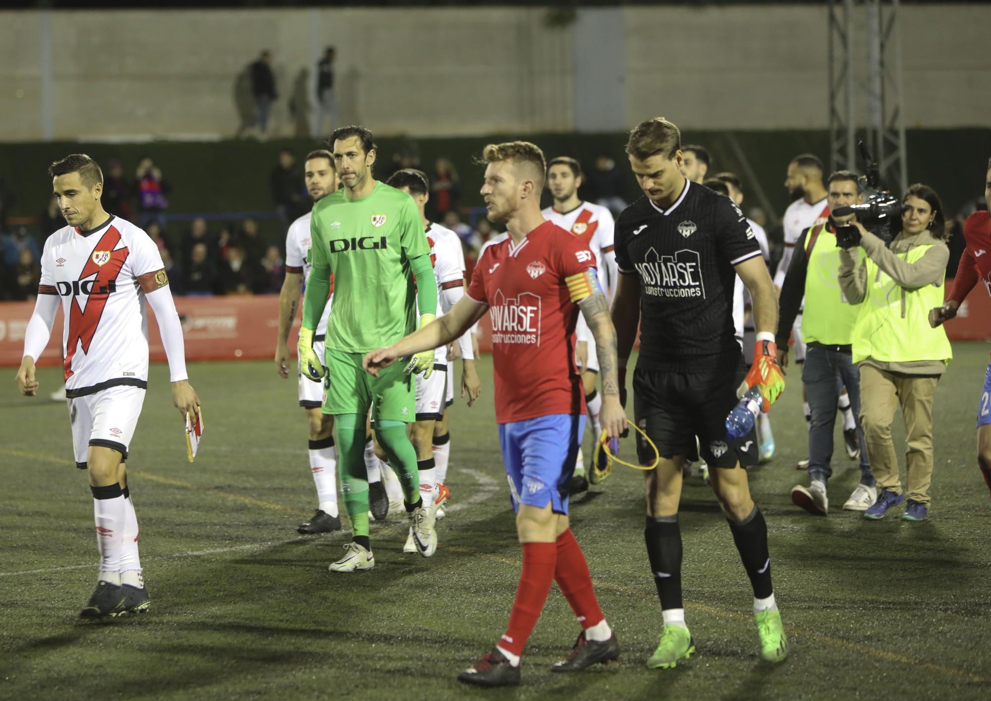 Las mejores fotos del Atlético Saguntino - Rayo Vallecano de Copa del Rey