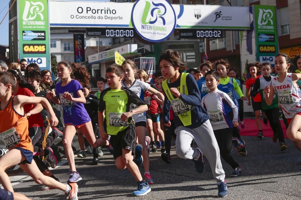 Más de dos mil deportistas corrieron esta mañana en la prueba que discurría por el centro de la ciudad del Louro