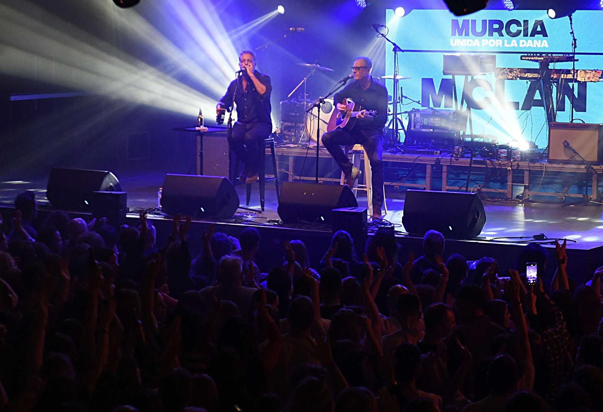 Todas las imágenes del festival solidario ‘Som València’ en Murcia