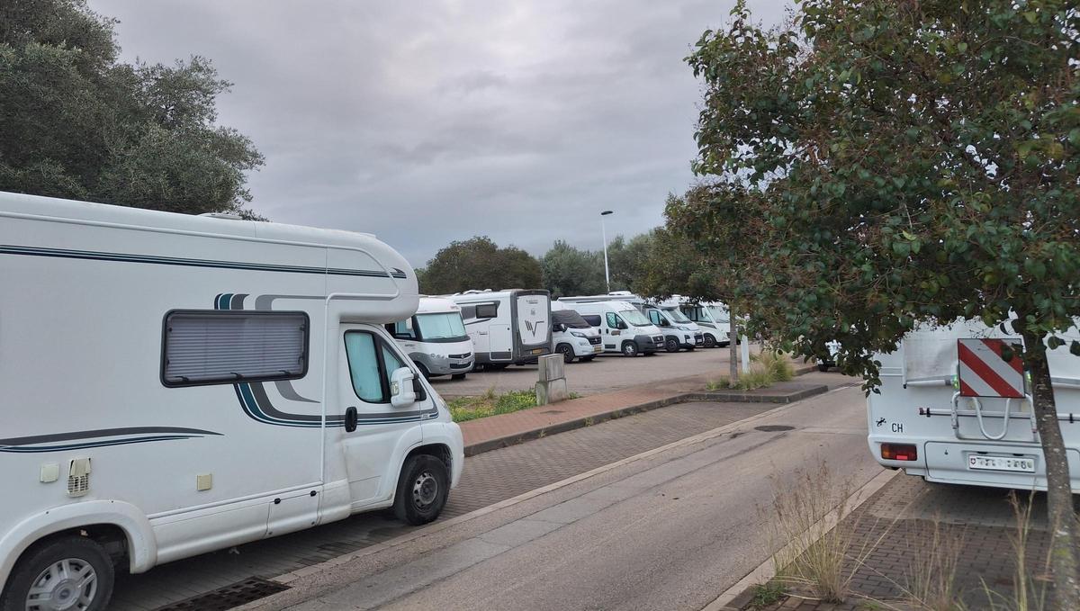 Caravanas estacionadas en Xàbia