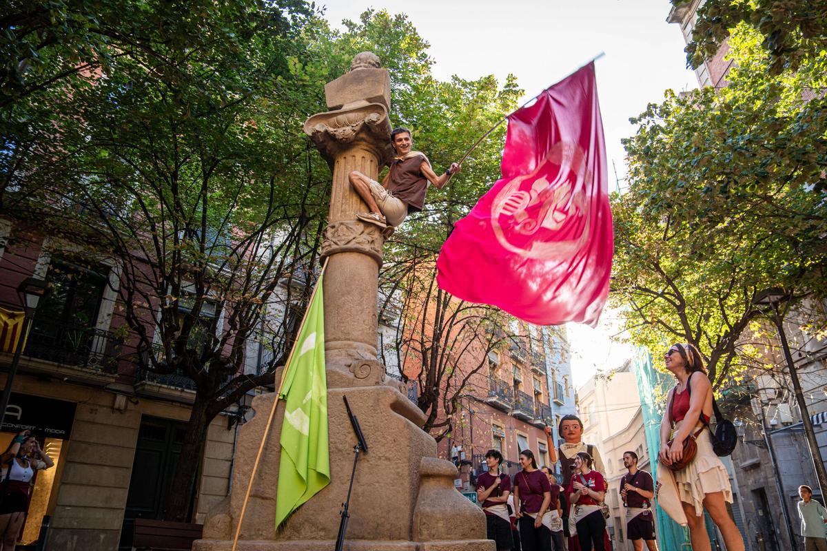La 35a edició de la Festa Major Alternativa de Manresa arrenca amb l'estrena de la geganta Sibil·la