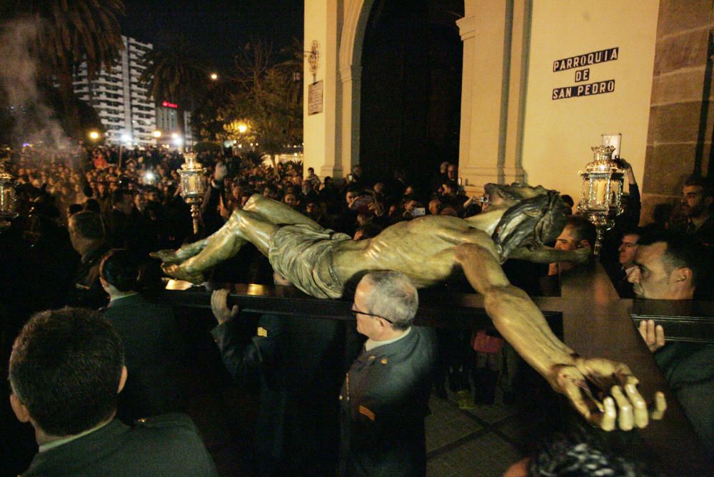 Viñeros y Expiración cerraron la jornada del Viernes de Dolores en Málaga.