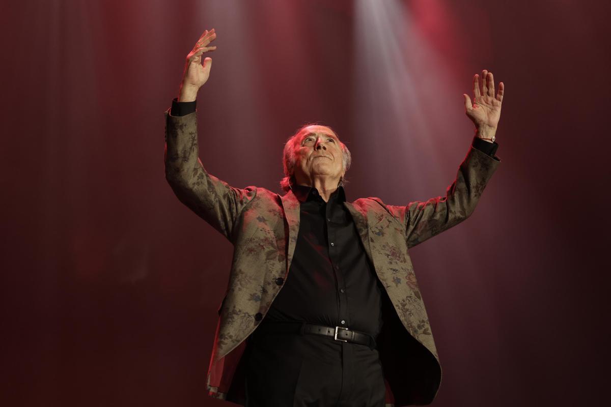 Serrat empieza la despedida en el Palau Sant Jordi.