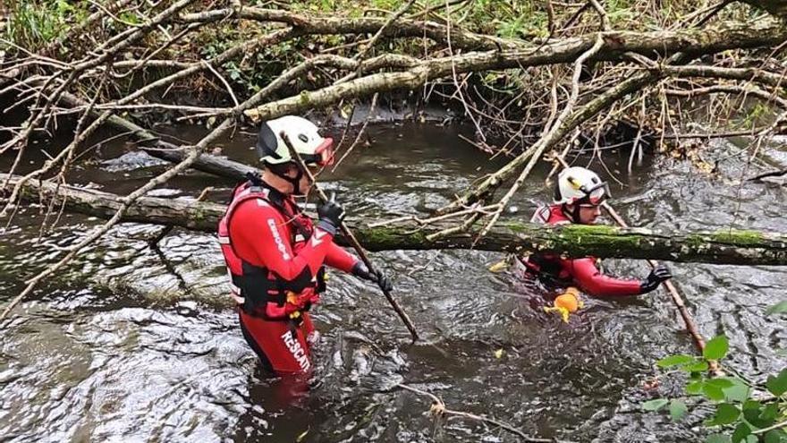 Localizan con vida al octogenario que salió a buscar setas al monte en Maceda y no regresó