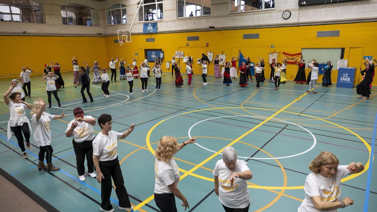 La Gent Gran celebra su gran jornada de fin de curso