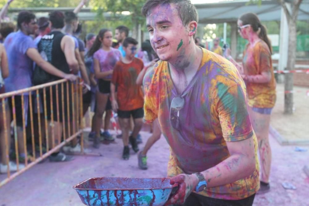 Ceutí se llena de colores con la Holi Day Party (2