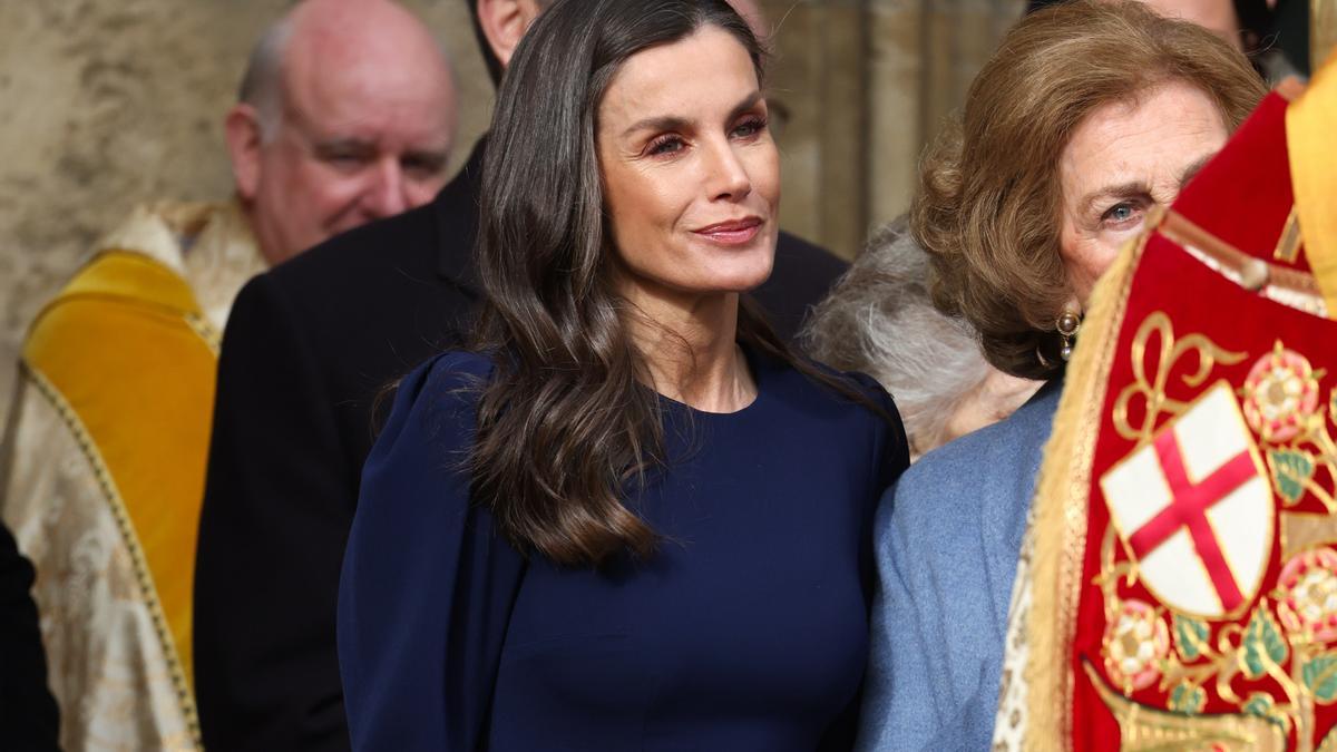 La reina Letizia, la más elegante de Londres ante la ausencia de Kate Middleton