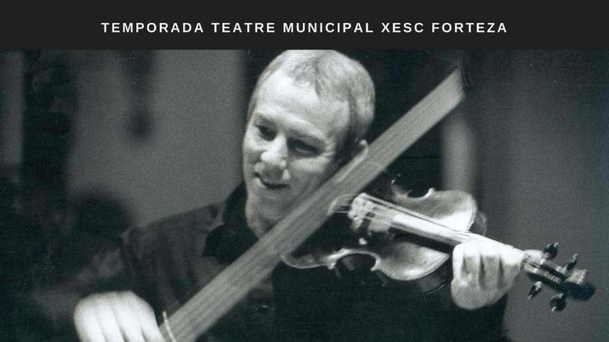 El violinista Barry Sargent y la pianitsta Rumiko Harada, el sábado en el Xesc Forteza