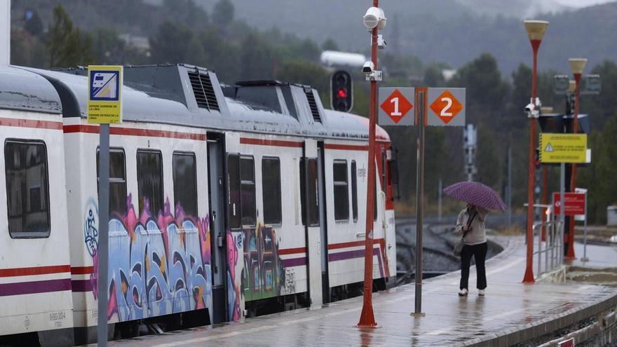 Linea C3 de cercanias; la experiencia de viajar como hace 40 años.