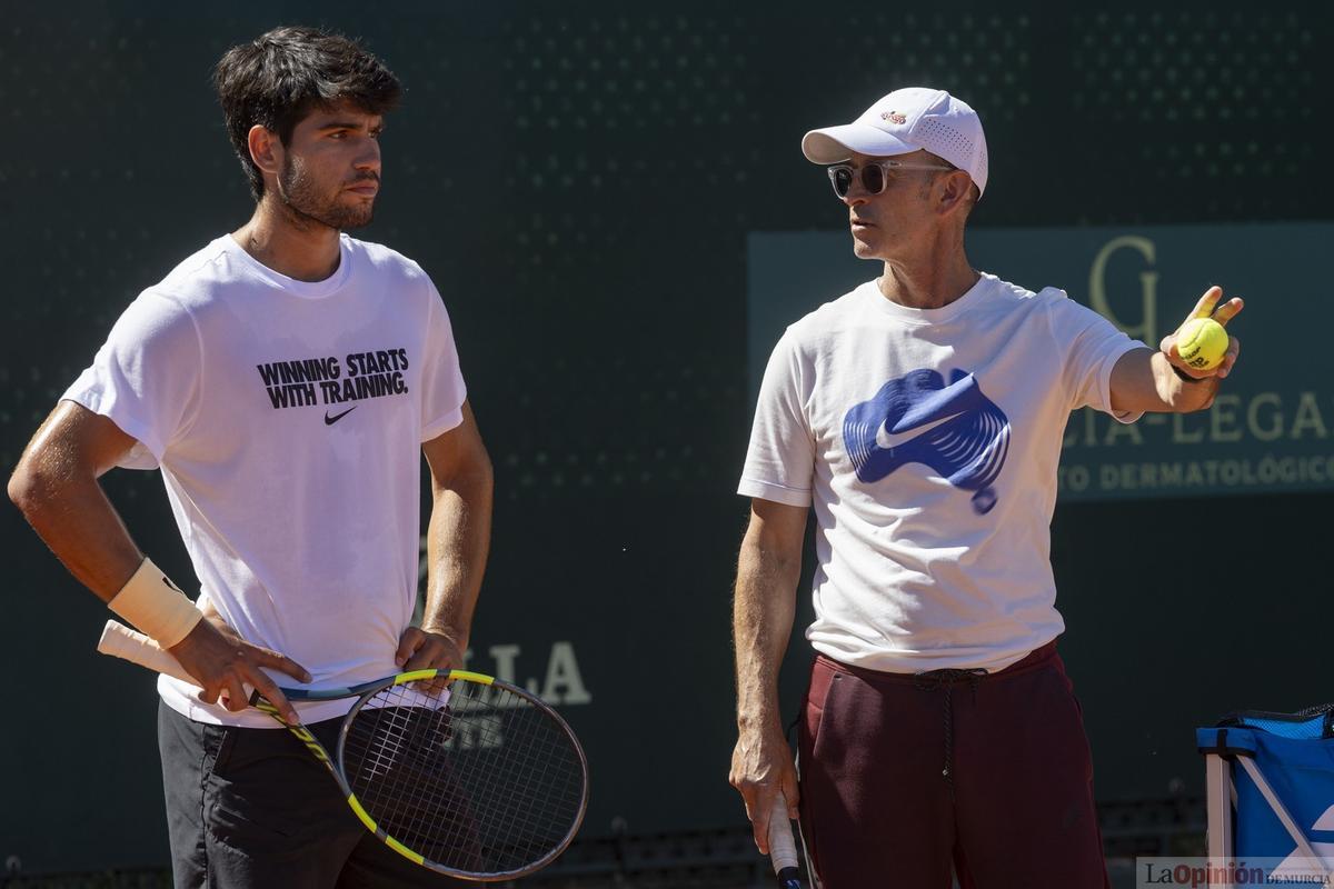 Carlos Alcaraz, junto a Samuel López en un entrenamiento de esta semana en el Murcia Club de Tenis
