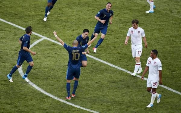 El partido Francia 1 - Inglaterra 1, en imágenes