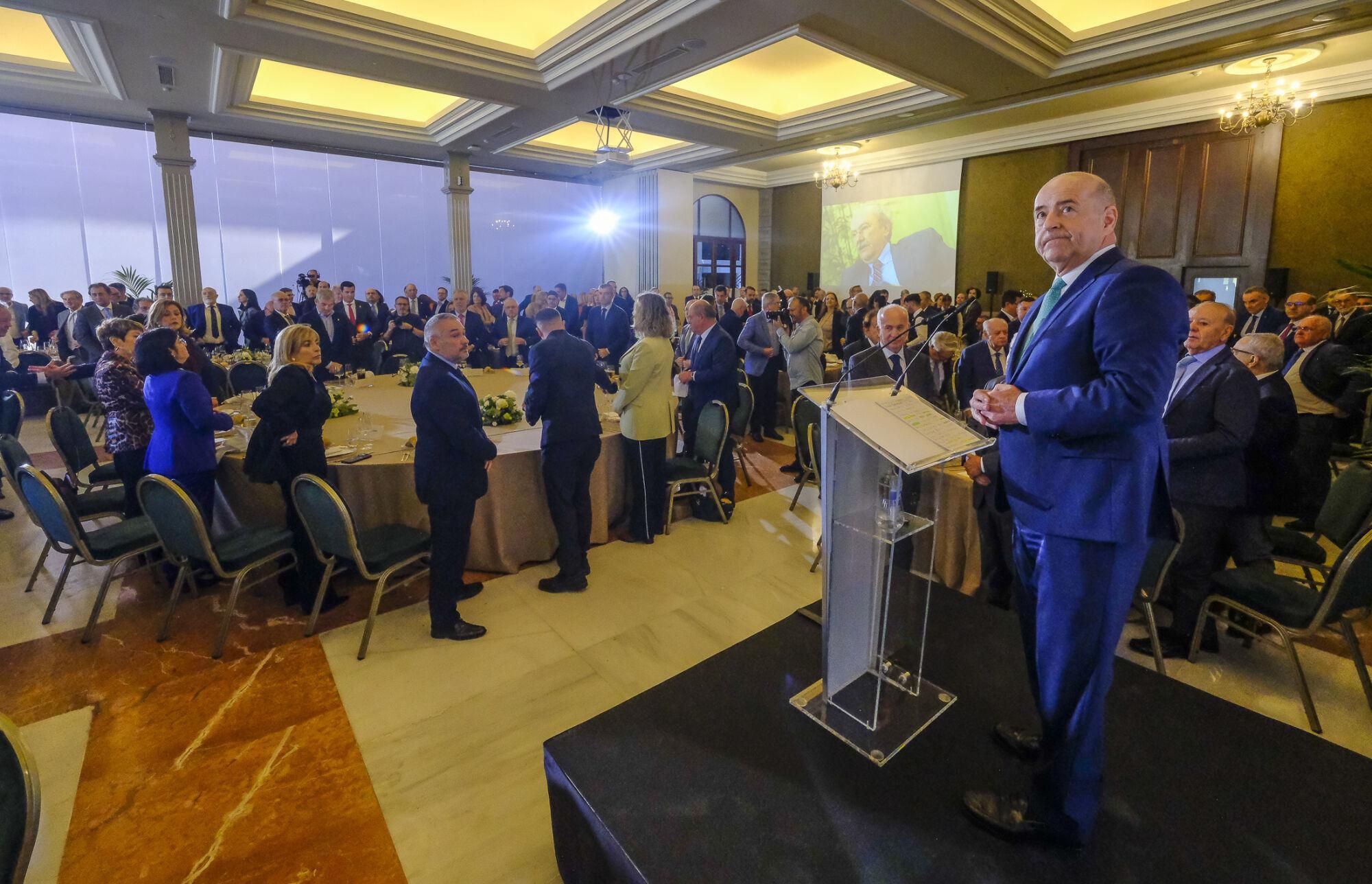 Comida navideña de la Confederación Canaria de Empresarios (CCE) en Las Palmas de Gran Canaria
