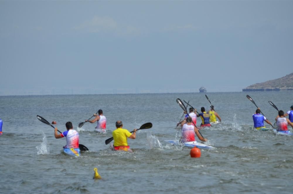 Liga Autonómica de Piragüismo en Playa Paraíso