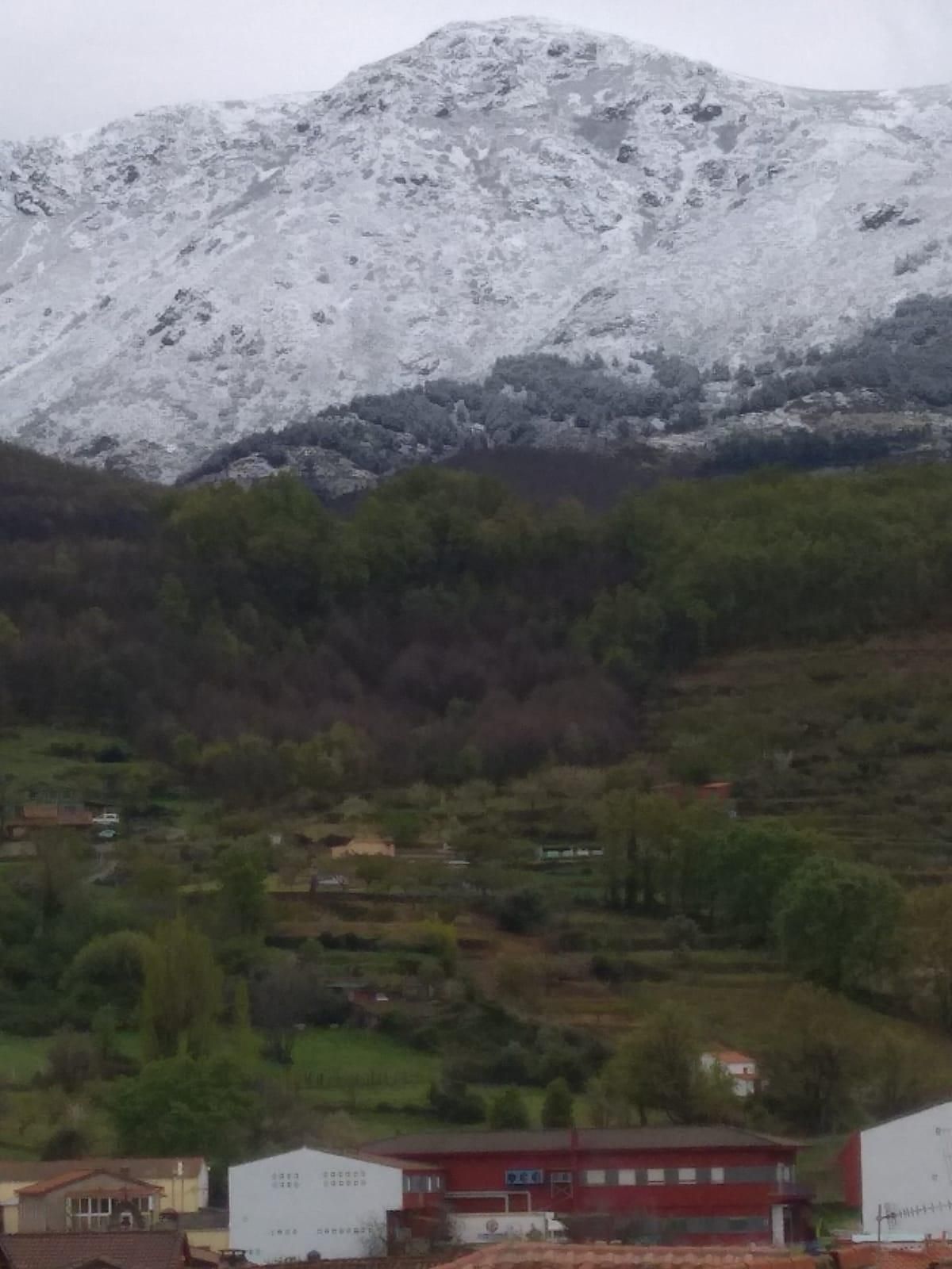 La nieve de primavera en Extremadura