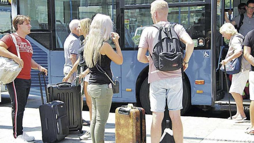 Los turistas internacionales se quedaron en agosto una media de 7,6 días.