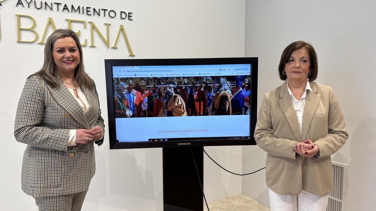 María Jesús Serrano y Ana Cruz presentan la web de la Semana Santa de Baena.