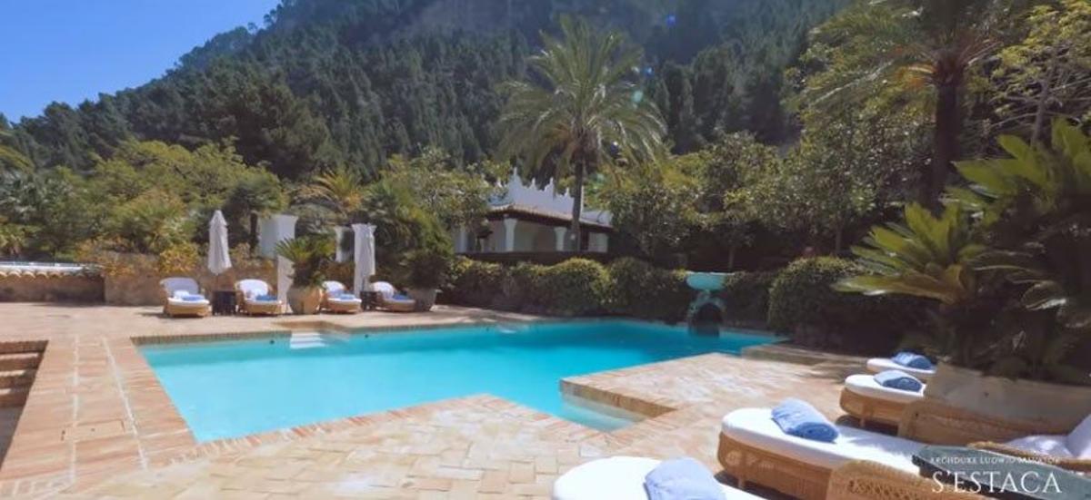 Michael Douglas y Catherine ZetaJones venden su espectacular mansión