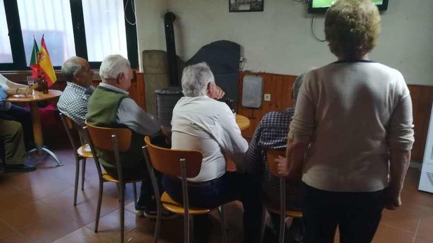 Hermandad a un lado y otro de la frontera