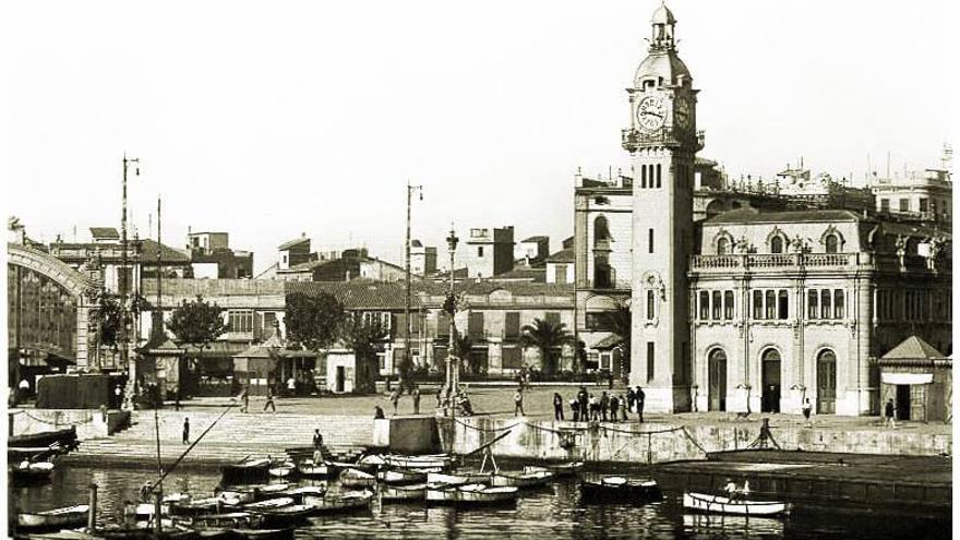 La Valencia de ayer: El reloj que guía al Puerto