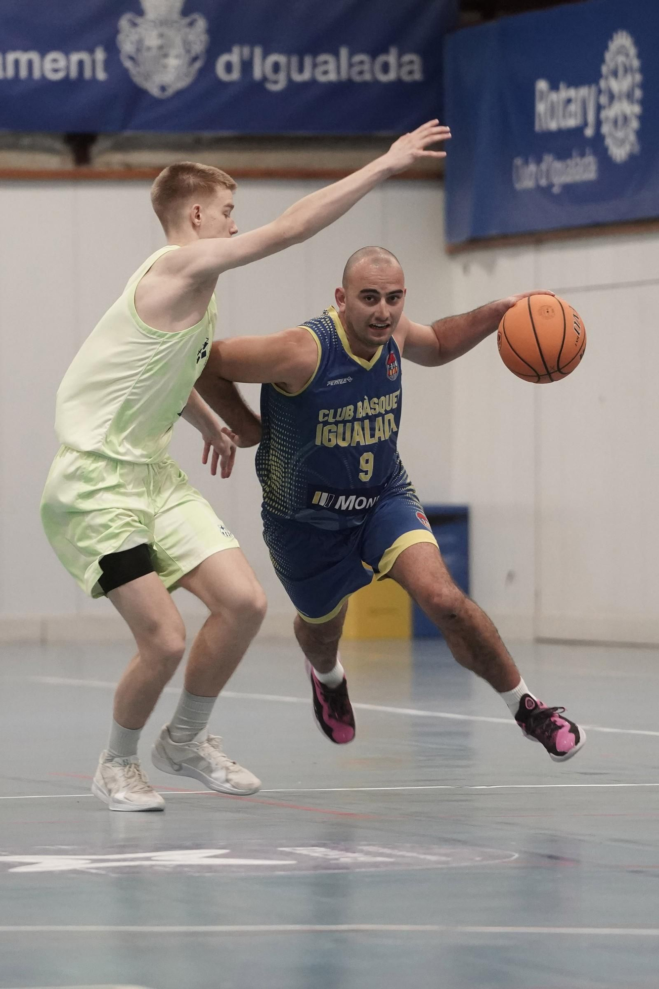 Imatges del Monbus Igualada - Barça B