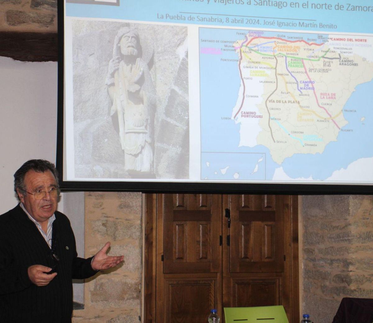 Martín Benito durante la conferencia celebrada en Puebla de Sanabria. | A. S.