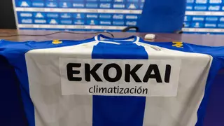 Otro año sin camisetas del Hércules disponibles en el primer mes de competición