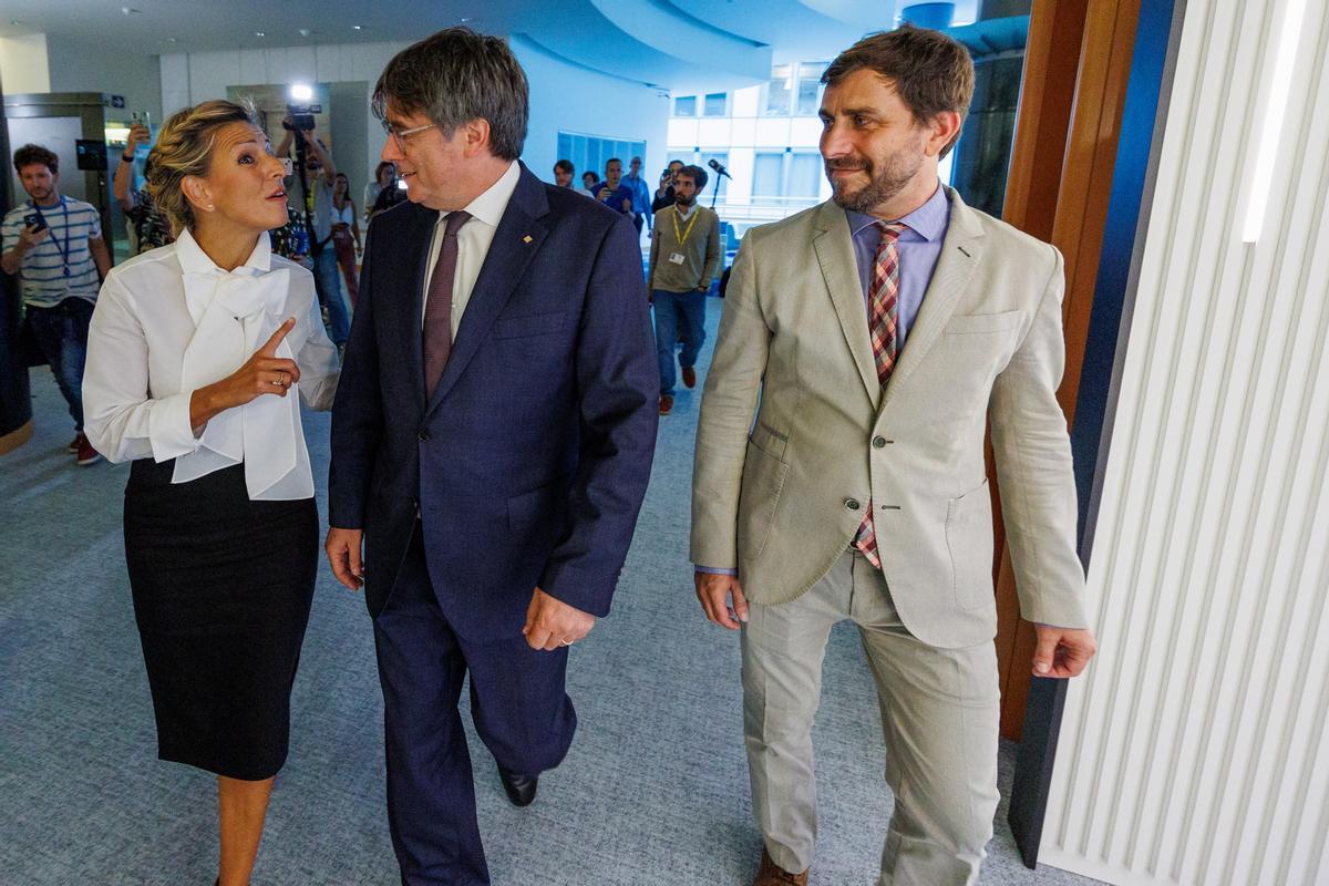 Carles Puigdemont y Yolanda Díaz se reúnen en el Parlamento Europeo