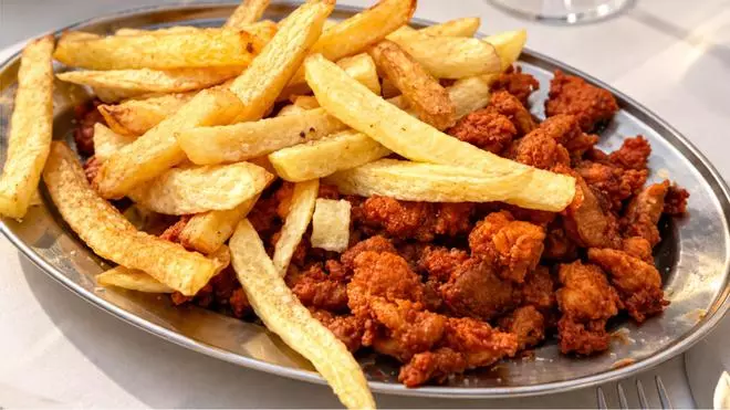 El restaurante favorito de los camioneros de España tiene 4,6 estrellas y más de 2.400 reseñas: "Puede comer una familia entera con un solo plato"