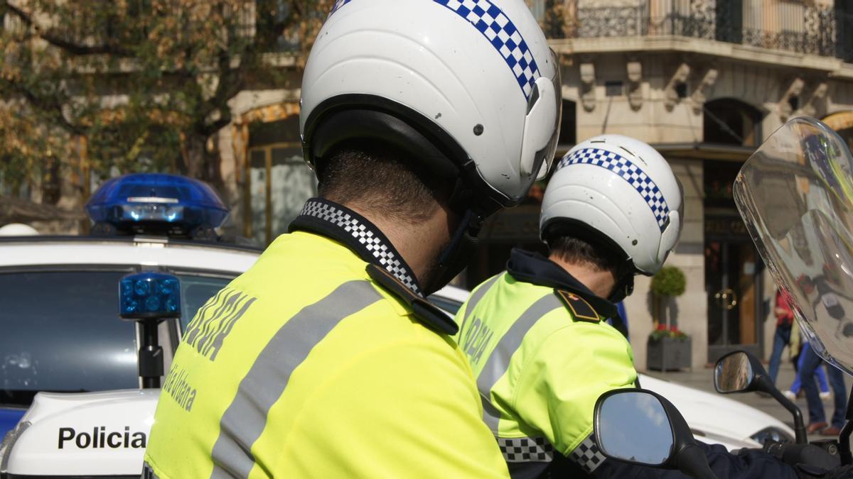 16/04/2014 Guardia Urbana.Els Mossos d'Esquadra i la Guàrdia Urbana han detingut aquest dissabte un home de 32 anys presumptament relacionat amb l'agressió a una dona en l'avinguda Drassanes de Barcelona, que va tenir lloc prop de les 5 hores divendres passat.SOCIEDAD CATALUÑA ESPAÑA EUROPA BARCELONA