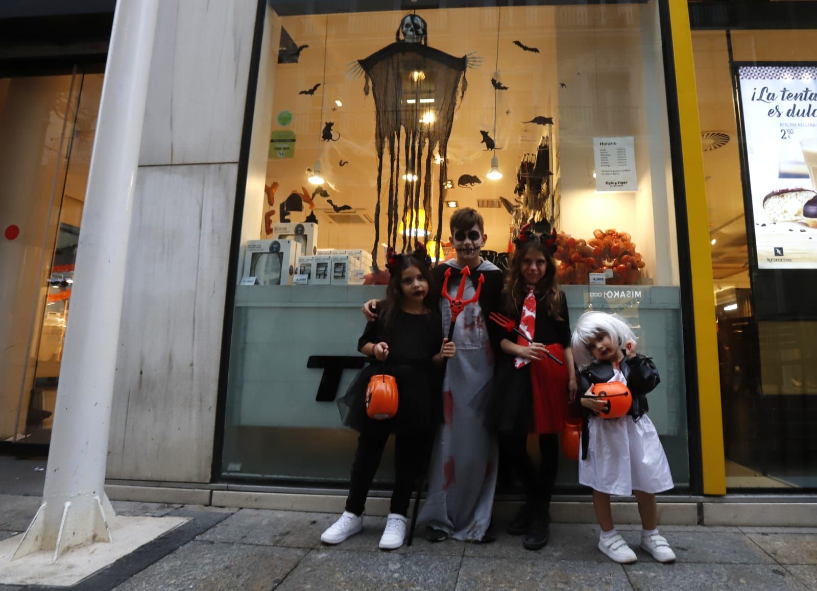 FOTOGALERÍA | Zaragoza se viste de Halloween