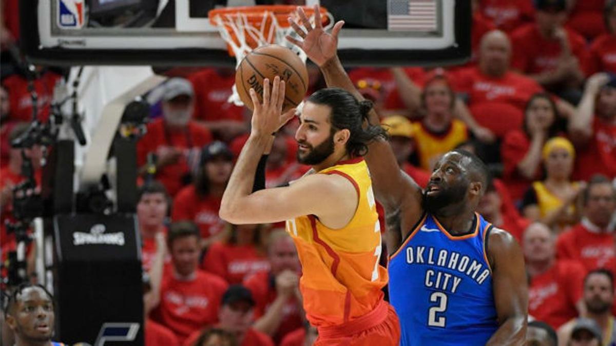 Ricky Rubio logró su primer triple-doble en unos playoff de la NBA