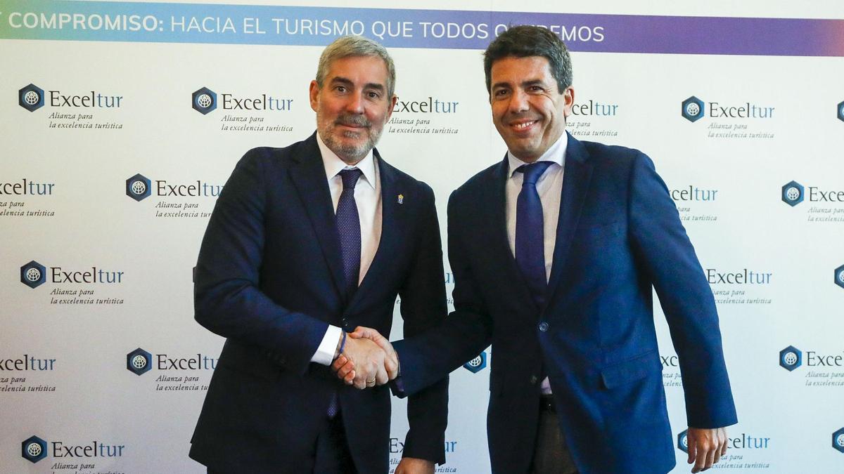 Los presidentes de Canarias y de la Comunidad Valenciana, Fernando Clavijo y Carlos Mazón.