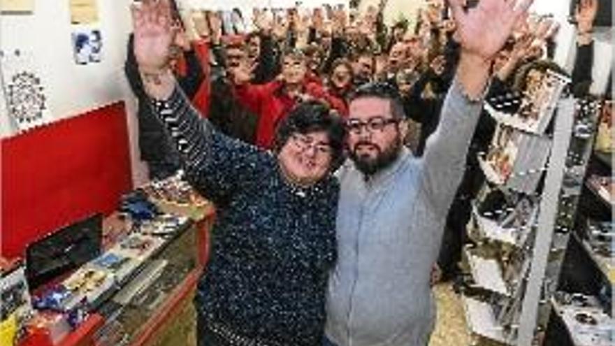 La llibreria Low Cost de Figueres celebra tres anys