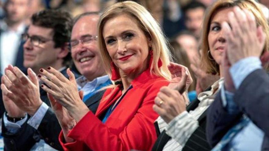 El PP abona la teoría de la conspiración socialista para salvar a Cifuentes &#039;in extremis&#039;