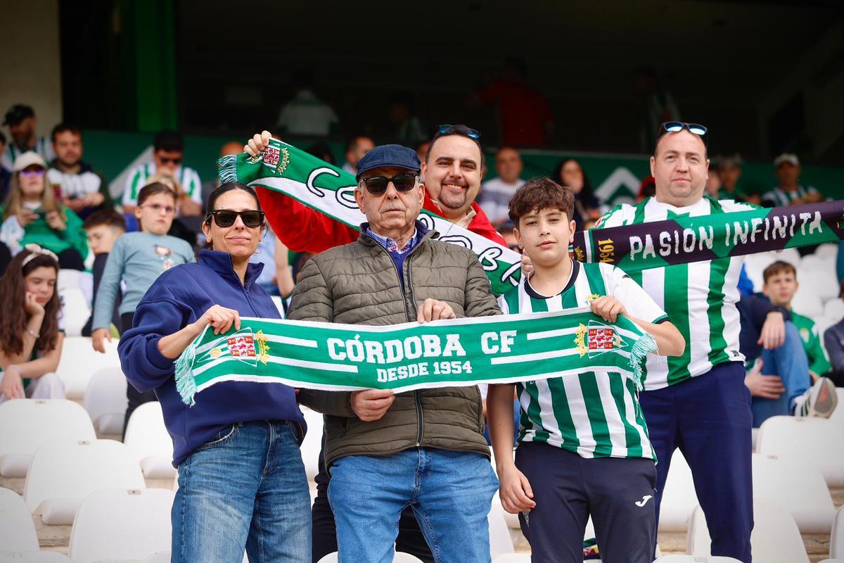 Córdoba CF-Real Sociedad B | Las imágenes de la afición en El Arcángel Córdoba CF-Real Sociedad B | Las imágenes de la afición en El Arcángel